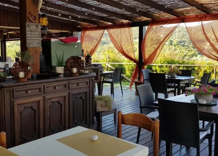 Aloe Ranch Elba Bed and breakfast 4*